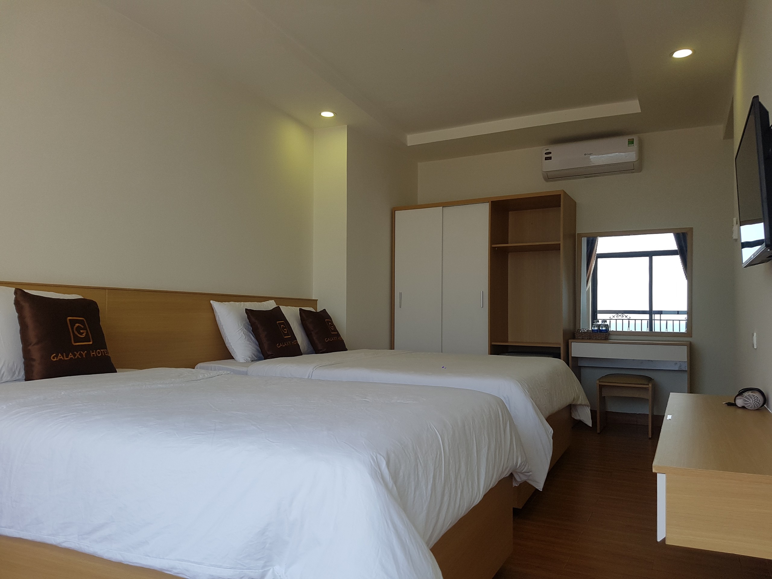 phong-deluxe-3-nguoi-view-bien